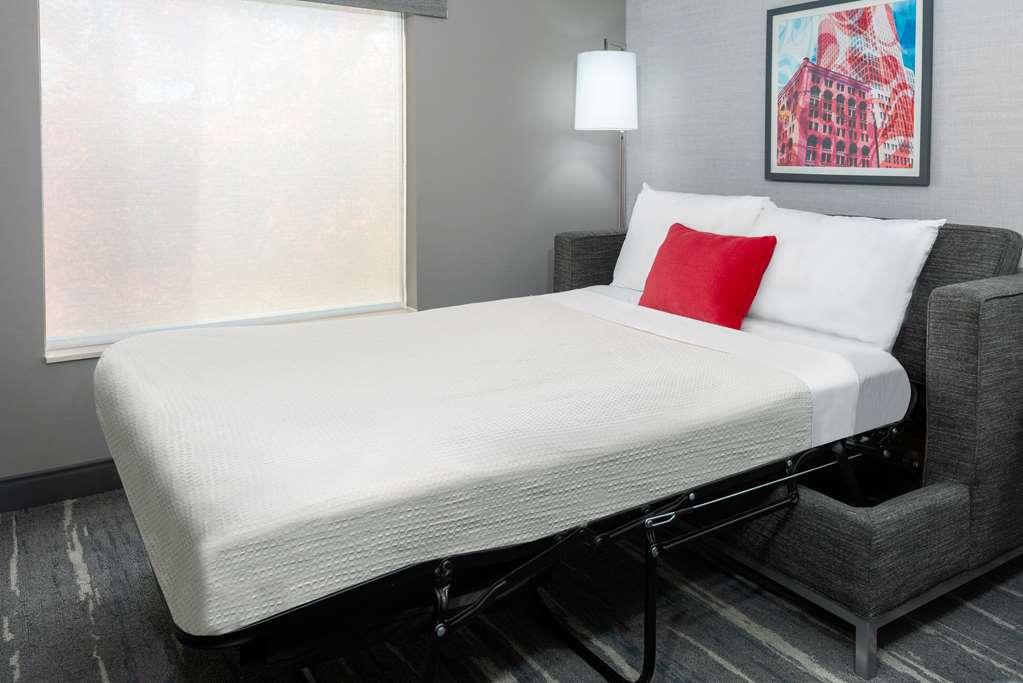 Hampton Inn & Suites Cleveland-Beachwood Bilik gambar