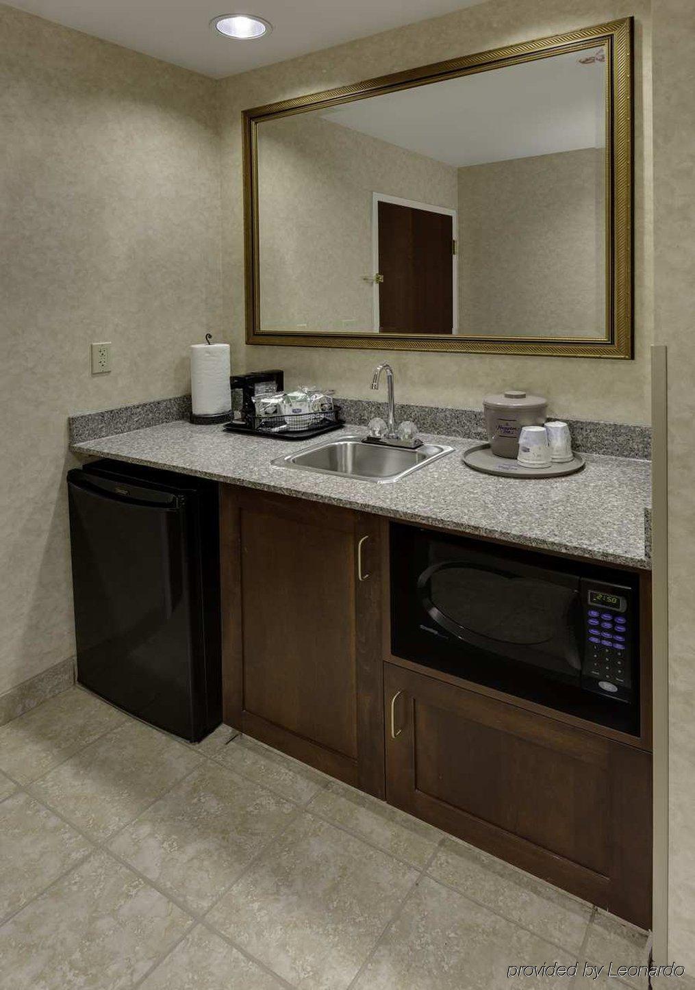 Hampton Inn & Suites Cleveland-Beachwood Luaran gambar